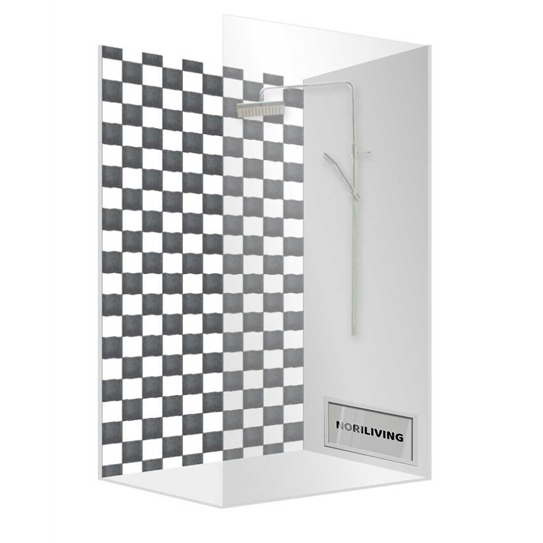 Dusche mit auffälligem schwarz-weiß kariertem Muster und moderner Duschbrause in einer minimalistischen Kabine